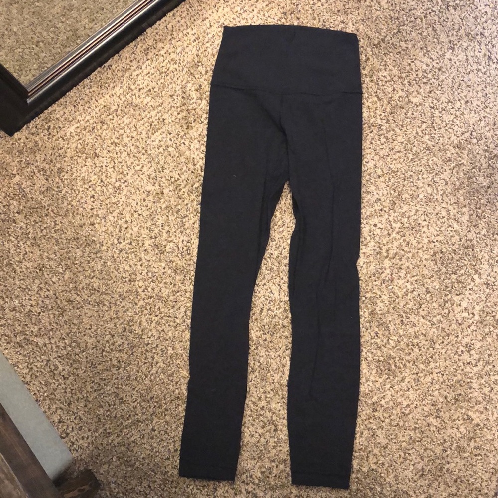 Black Lululemon leggings